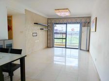 钥匙在手 万科四季花精装东南朝向三房 业主诚意出售 高性价比