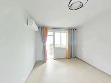 新上!!!荷五!!!车位!!!1比1!!!保养非常好两房一厅