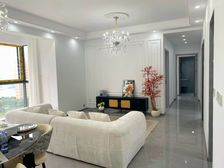 送车位 南滨路 3号线铜元局站 次新房 旁边人小和