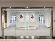 望京东湖国际中心精装办公室765平正对电梯地铁附近政策补贴