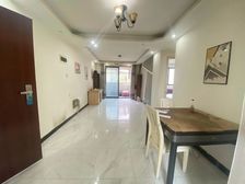 佘山外国语 旁 南北通透两房急售 楼层 随时可看