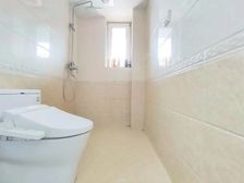 紧邻地铁,周边配套设施齐全,性价比223.14平逸城山色