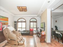 独栋有点贵联排也不错,自住 都搞定,满五不靠路有钥匙