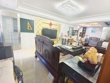 松柏大厦 3室2厅2卫 精装修 478万元 139平米