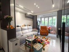 婚房装修 因工作调动 诚意出售 中层 南北阳台 30万全赠送