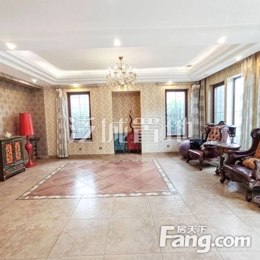 珠江壹千栋1期独栋 拎包入住 室内5居室 院500