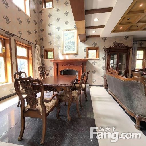 温哥华森林 新出精装修独栋别墅出租 5个卧室,看房有钥匙