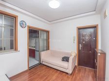 中间楼层电梯两房, 采光好视野佳,满五年税费低