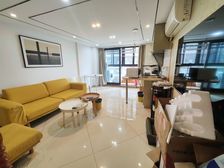 商圈旁 loft 公寓!买一层得两层,自住出租都合适