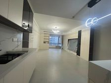 高尚领域近酒店楼,豪华装修,中央空调新风地暖,近地铁