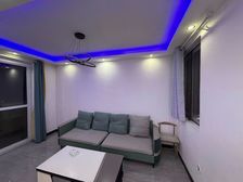 商品房小区,得房率高可改两室,中间楼层业主急售!小区房源丰富