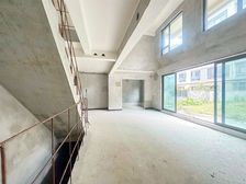 来电140 颗急卖 龙湖下叠别墅 带花园地下室 全套房安静