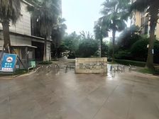 新上 63万带走 小三房 近医院 房龄新 采光好 带电梯