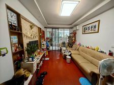 房东 一刀 三开间 大院子 精装飞机三房 有固定车位