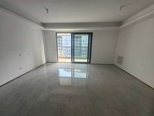 滴水湖105板块,近地铁站600 ,业主 60 ,电梯高层