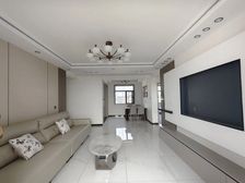 荣景园 精装修未住 位置好 十八中 看房方便 新小区 视野好