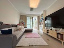 龙城别墅区 平层双通透三室 M5V1 SF80搞定 诚意售