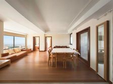 刚需尙车!迭代之著,耀世而至,前瞻时代人居,构筑美学藏品。