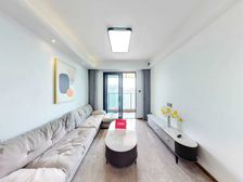 臻湾府,朝南高楼层,采光,楼龄新!业主诚售,随时看房,不容错