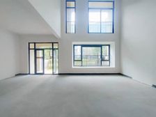 轻轨站旁 业主安心出售 楼下核心商业 正朝南