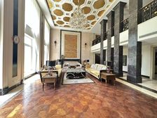 真实大三期,占地2000多精装修。