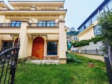 捡陋洋房价格买照母山联排端户 花园150平 随时可看房