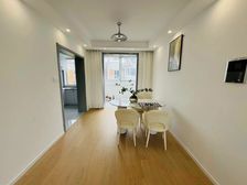 空中别墅泰晤士小镇 临河位置 豪华装修 带固定车位