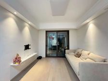 央企品质 产权清晰 高楼层视野好 直视东方明珠的精装好房