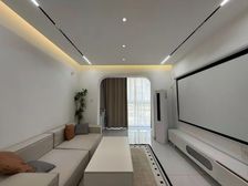 30萬豪华装修,电梯全明,业主诚售,观景楼层,随时看房