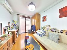 超大,近地铁!生活方便!给的很多!随时看房!