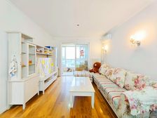 高楼层采光充足 产权清晰 得房率高 电梯房 满五 出行方便