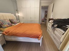 人和该 二室一厅 精装修 135万元