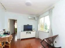 绿苑小区!电梯房一房一厅,带独立客厅,出行方便,看房有钥匙!