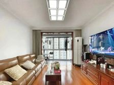 虹口嘉苑!老客户委托挂牌,新出电梯三房,不靠马路,位置安静!