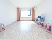 万海华府南苑 3室2厅1卫