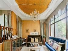 纯别墅小区,联排东边套,带车库带200多平的花园,看房有钥匙