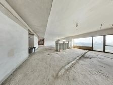 CBD奢宅728㎡ 天际泳池加天台 适合4代同堂