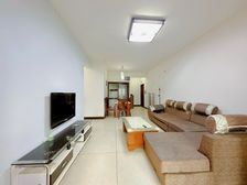 九滨路 重庆十佳小区 业主置换新房 急售爱护很好的三房