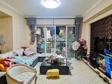 业主安心卖 200 到轻轨 出门天街商圈 朝中庭 朝向南