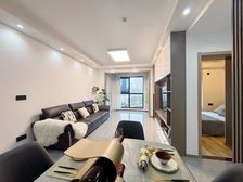 业主急需资金,装修住家的,价格可以谈,家具家电全送