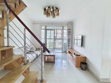 佘山镇 翠鑫苑 复式阁楼 四房两卫 小区位置好