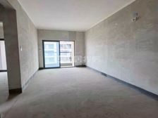 月供2800 轻轨旁边