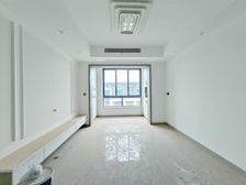 业主真的是欲哭无泪 卖出去了在送一套家具家电,表示感谢