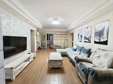 江虹顶楼复式 民乐书包房 使用面积大 价格还可谈 随时看