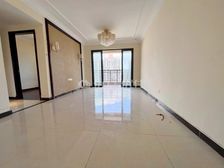 南北通透 平 新世界御湖 3室 楼层好 视野无遮挡