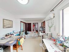 近地铁 满五 出行方便 电梯房 南北通透 中间楼层采光好