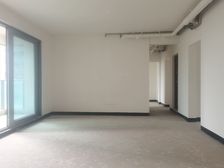 融景城馨苑 260万 4室2厅2卫 普通装修非常安静,笋盘出