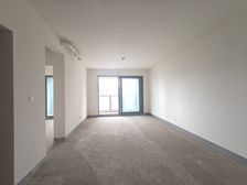 急!急!急! 融景城馨苑 222万 4室2厅2卫 普通装修,