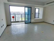 3室 精装 电梯房 102平 万科璞园璞瑞 看房方便 有钥匙