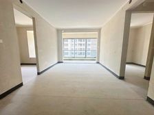 中央公园一环小户型急卖,玻璃幕墙,小区环境好,地铁门口